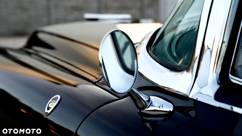 Cadillac Deville - 16