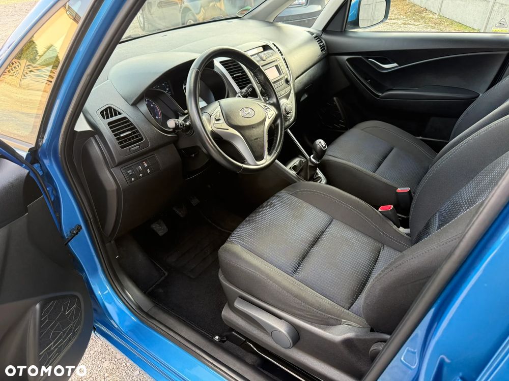 Hyundai ix20 1.4 blue Passion - 16