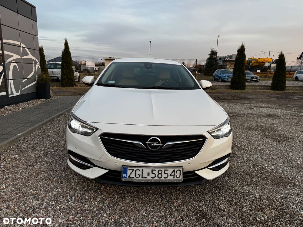 Opel Insignia 1.5 T Innovation S&S Eco - 10