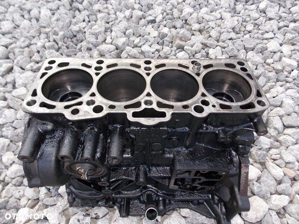 BLOK SILNIA WAŁ TŁOKI VW CADDY GOLF V 2.0 SDI BDK - 1