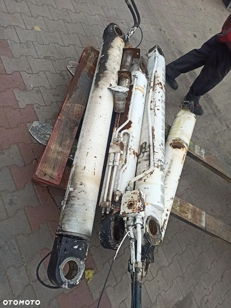 tłok hydrauliczny - 5