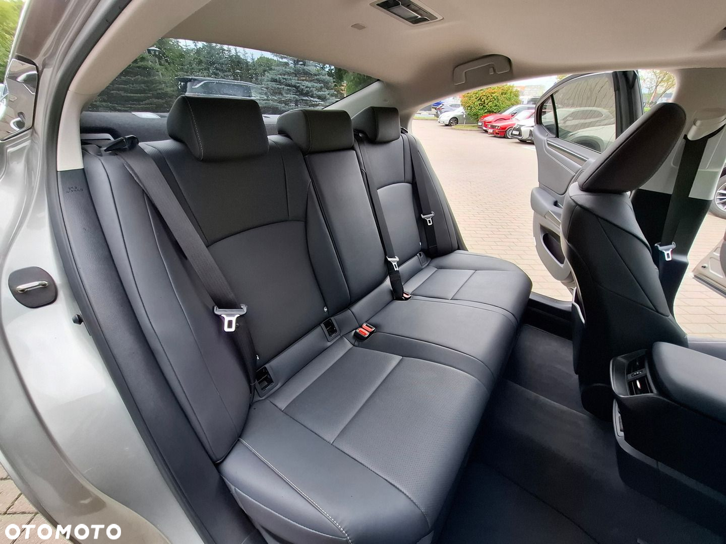 Lexus ES - 24