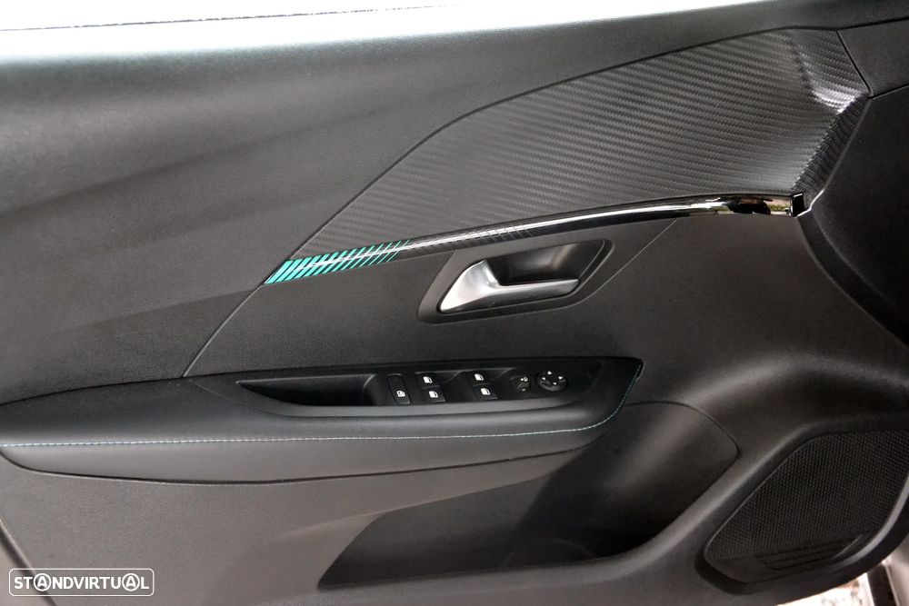 Peugeot 208 PureTech 100 Allure - 14