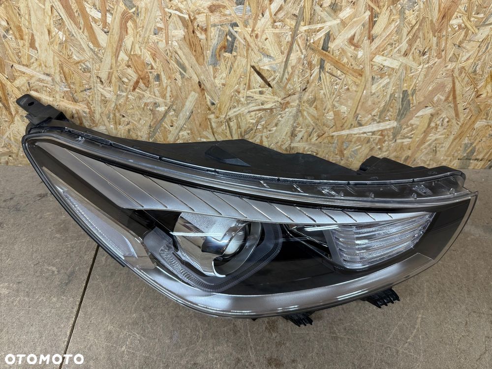 LAMPA PRAWY PRZÓD PRZEDNIA PRAWA SOCZEWKA LED KIA RIO IV 92102-H8 - 12