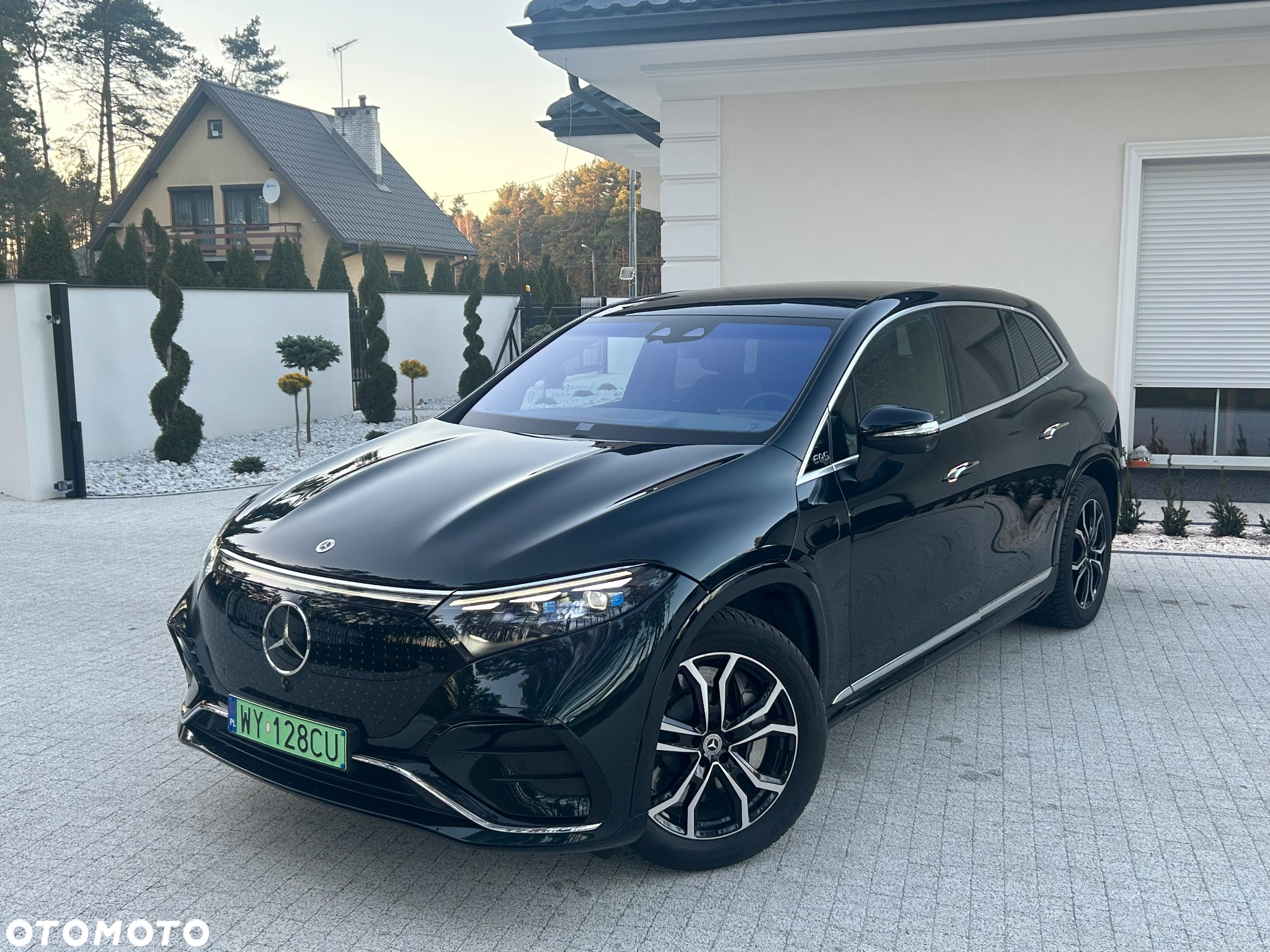 Mercedes-Benz EQS - 4