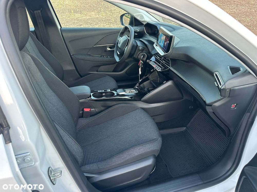 Peugeot 208 Elektromotor 136 E-Style - 12
