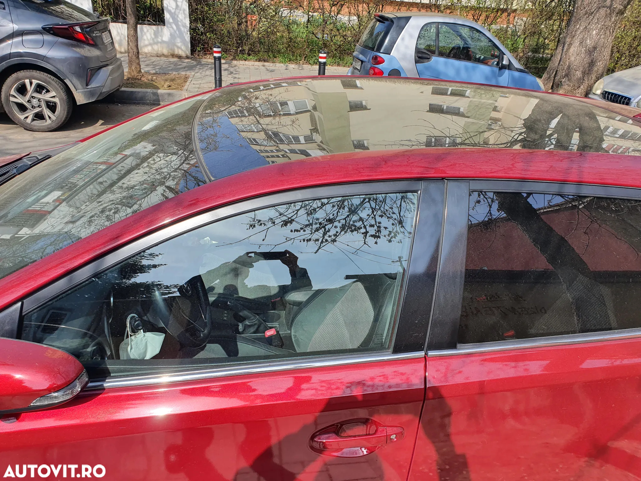 Toyota Auris 1.8 L VVT-i Hybrid Sol + - 7