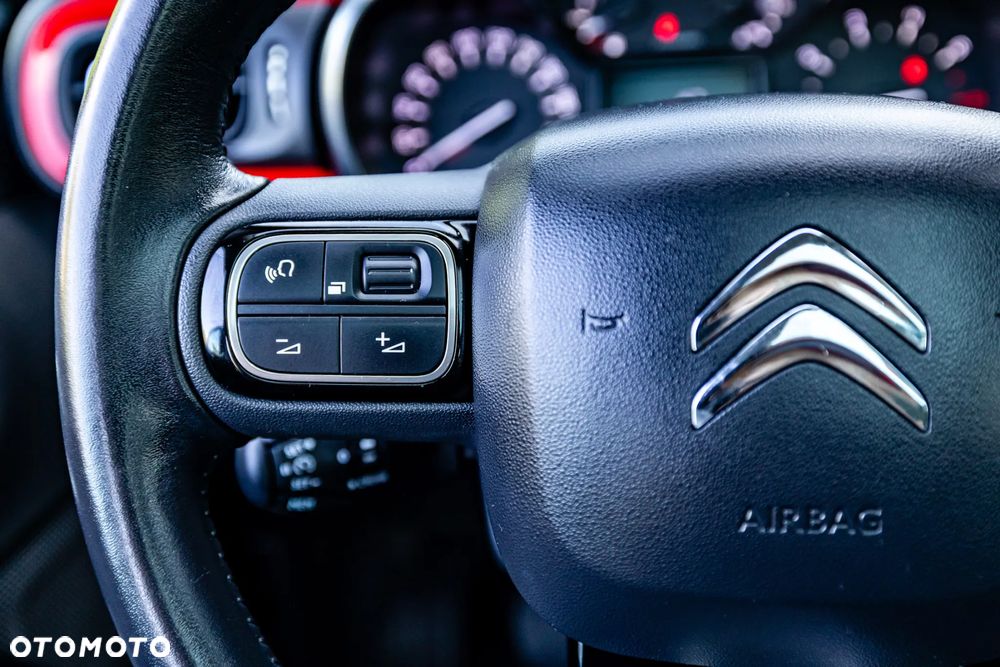 Citroën C3 1.2 PureTech Exclusive - 25