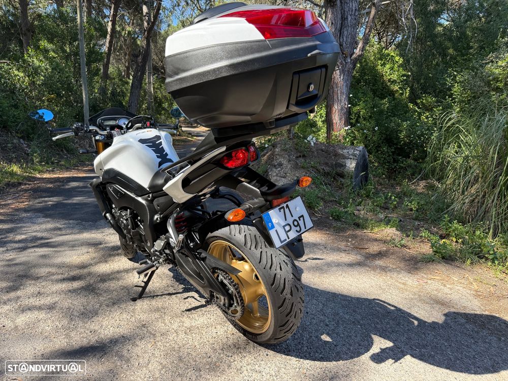 Yamaha FZ 8 N - 16