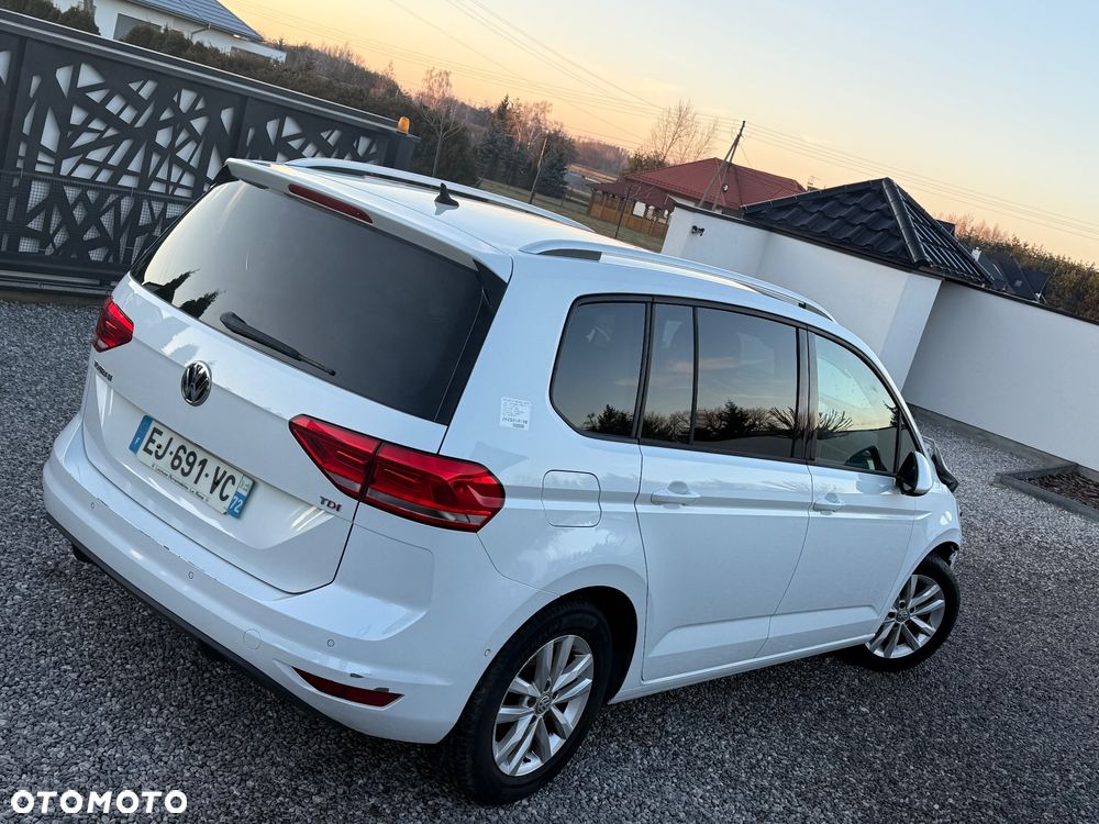 Volkswagen Touran 1.6 TDI SCR (BlueMotion Technology) DSG Comfortline - 13