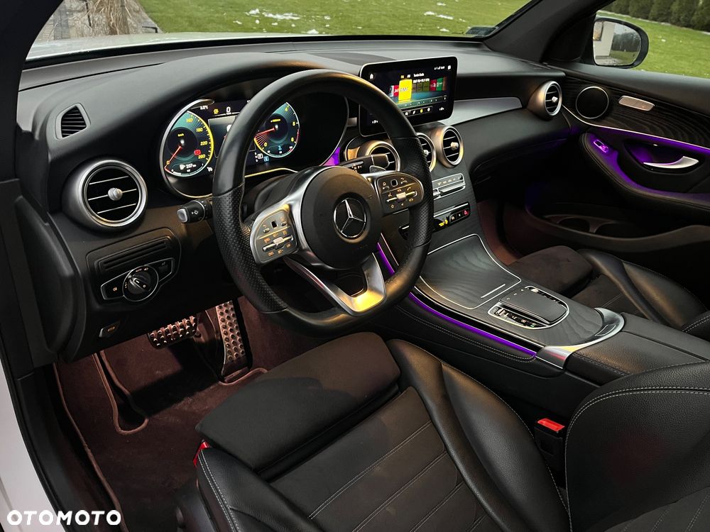 Mercedes-Benz GLC 220 d 4Matic 9G-TRONIC AMG Line - 10