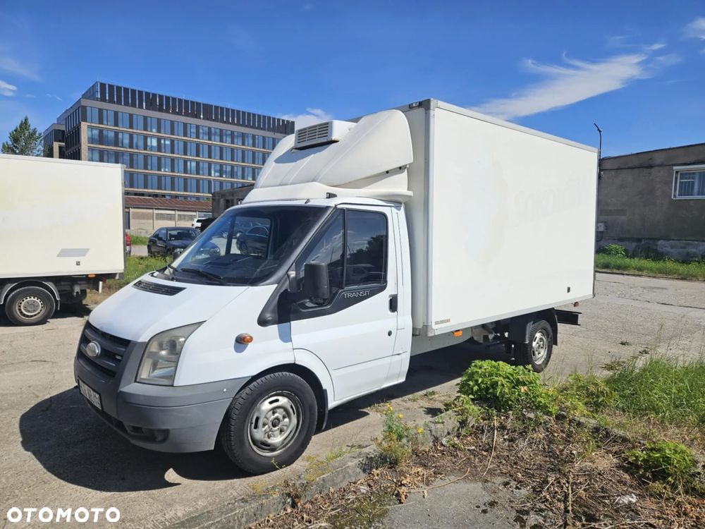 Ford Transit - 1