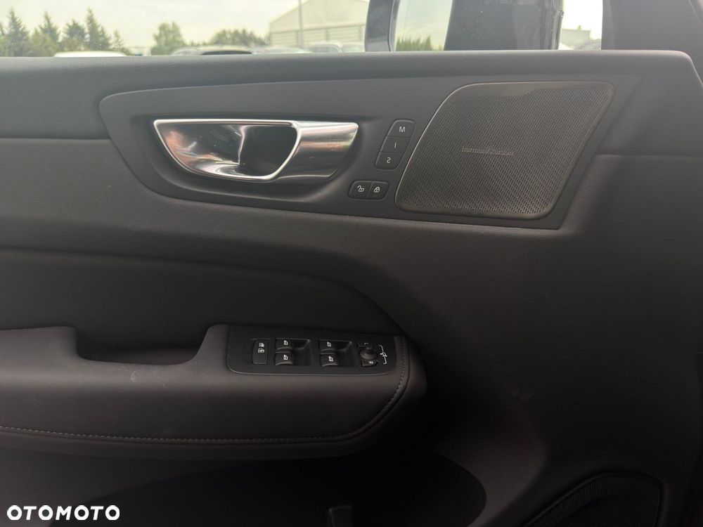 Volvo XC 60 - 36
