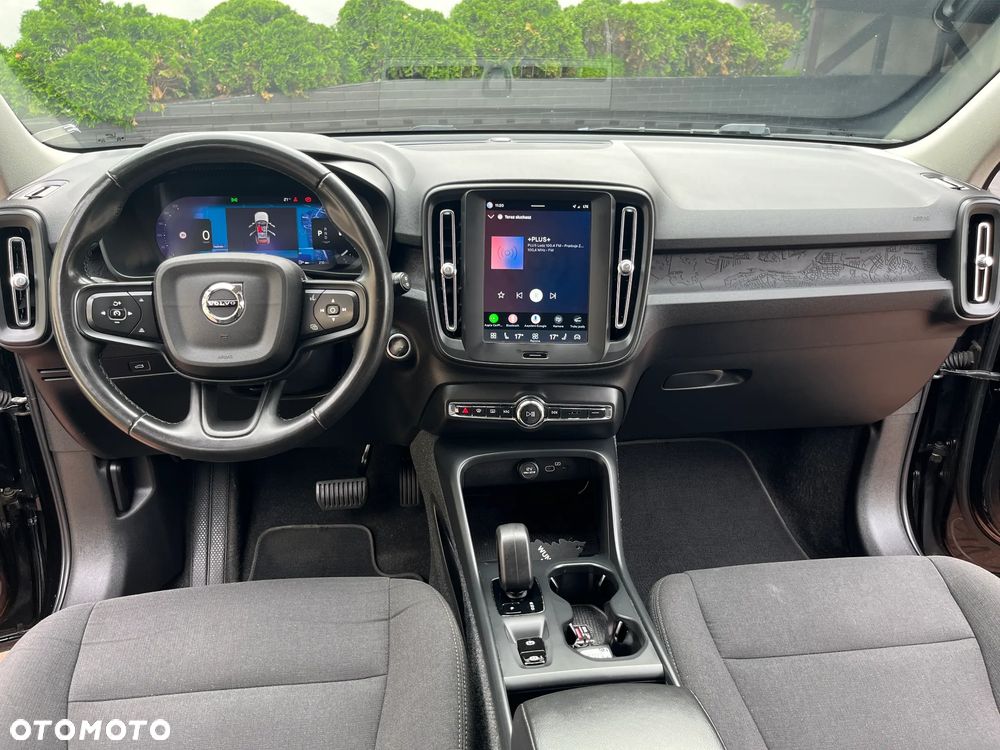 Volvo XC 40 B3 Essential - 11