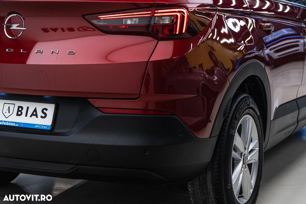 Opel Grandland X 1.2 Turbo START/STOP AT8 Business Edition - 38
