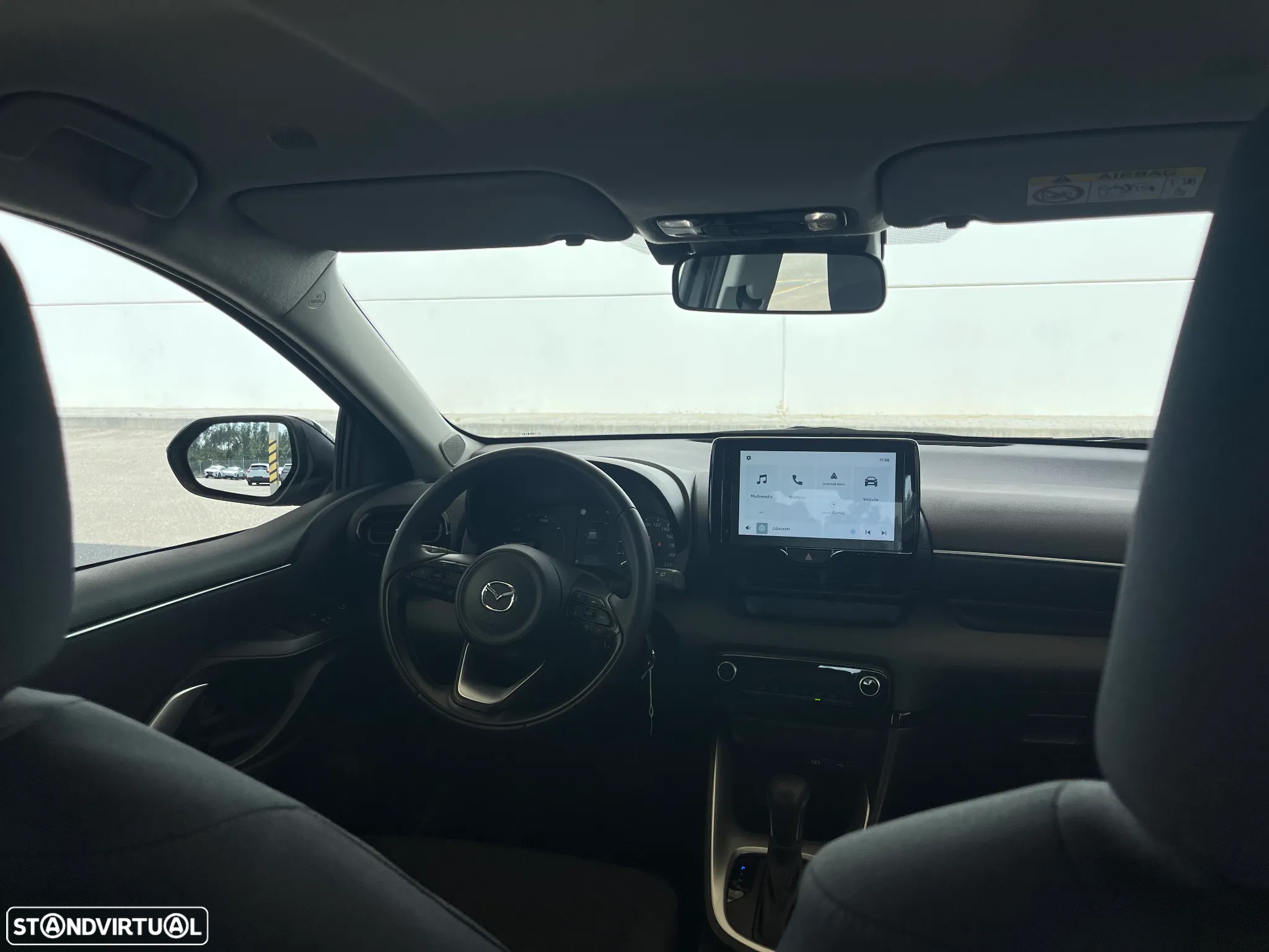 Mazda 2 1.5 L Hybrid VVT-i Centre-Line - 16