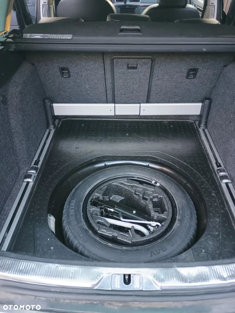 Skoda Superb 2.0 TDI DSG Elegance - 3