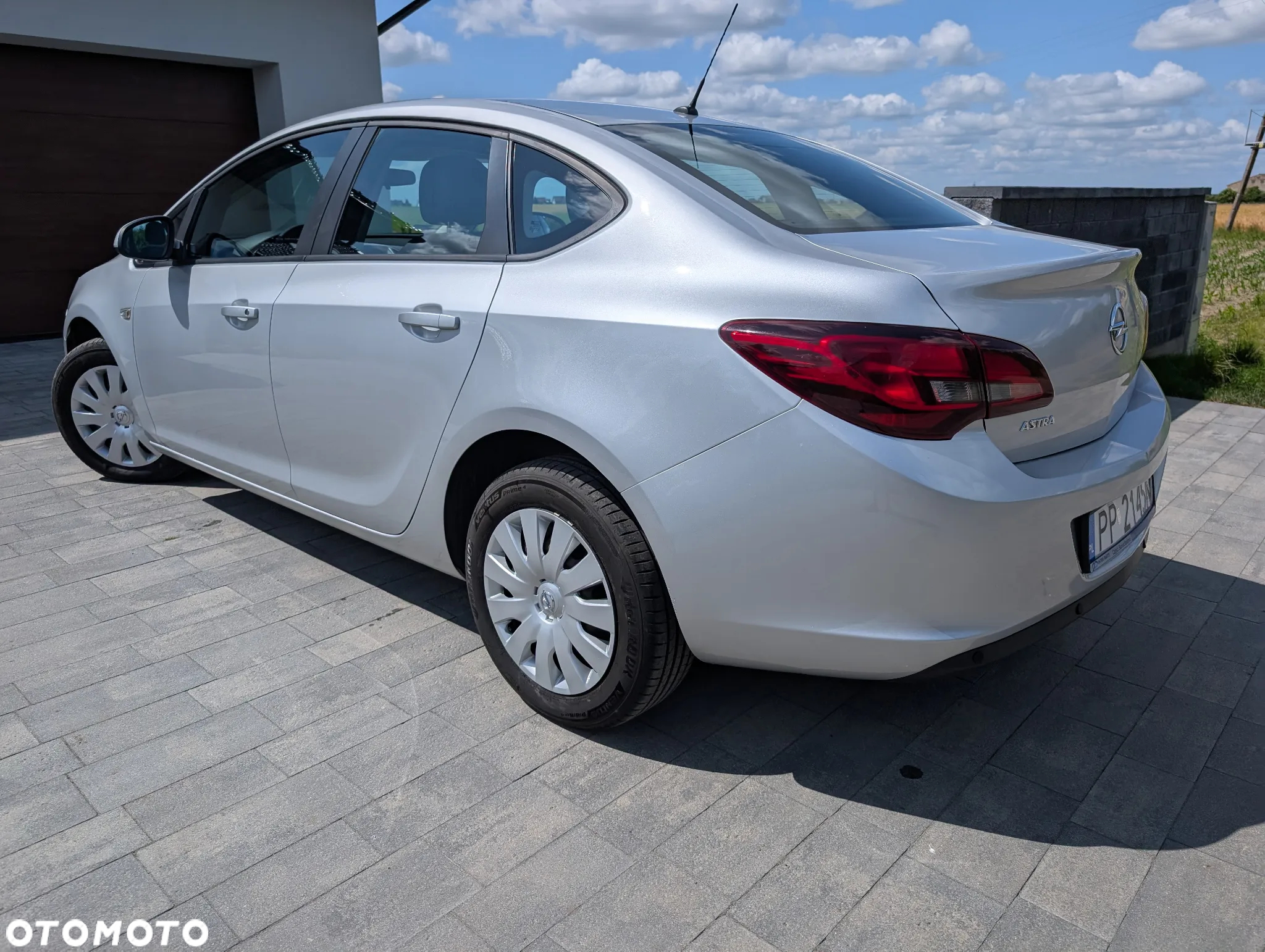 Opel Astra IV 1.6 Active - 3