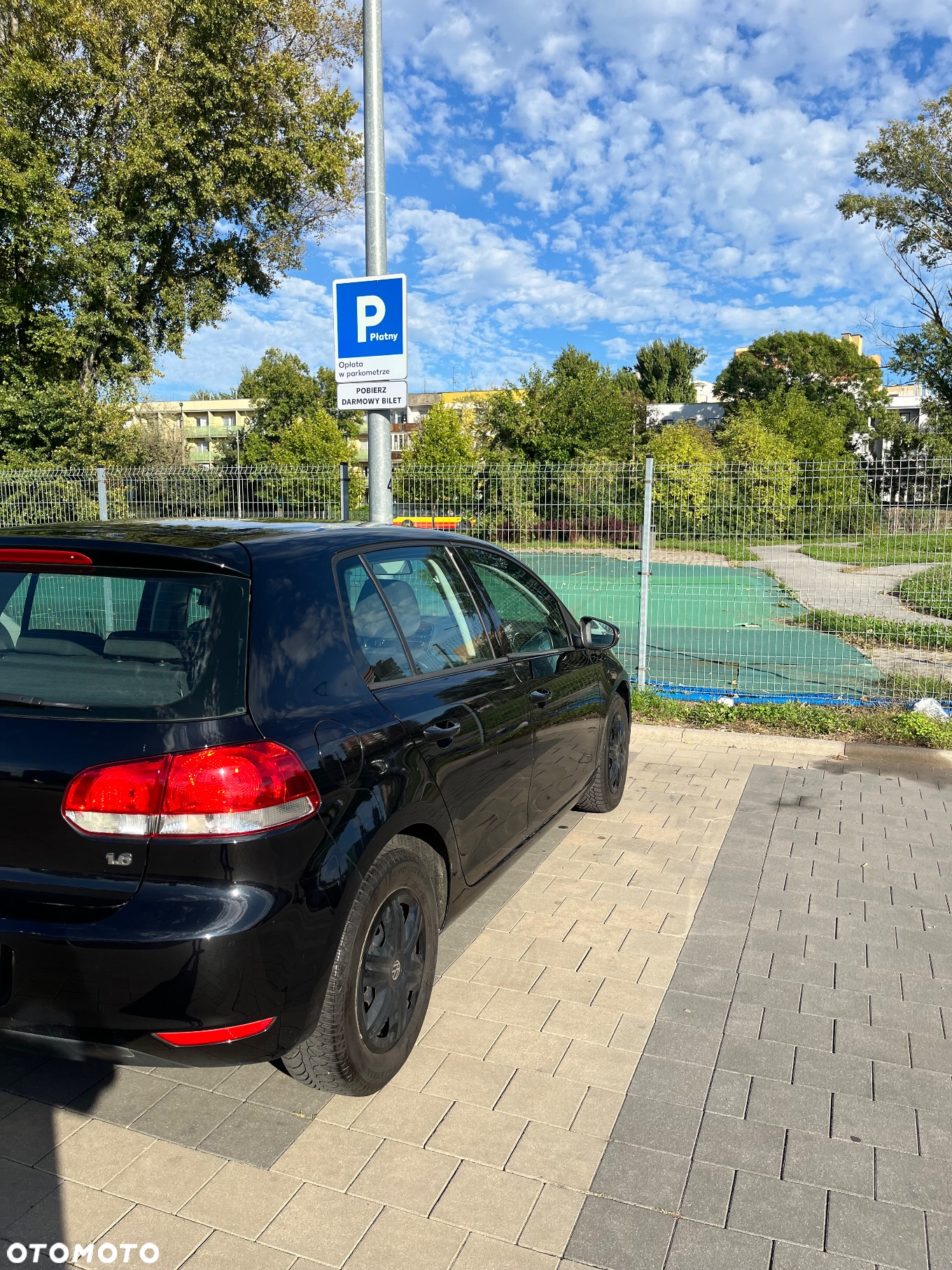 Volkswagen Golf VI 1.6 Trendline DSG - 3