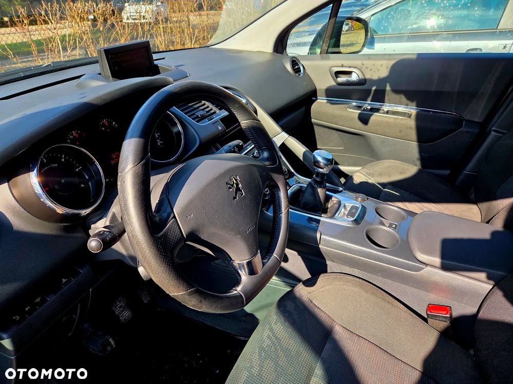 Peugeot 3008 1.6 HDi Premium - 21