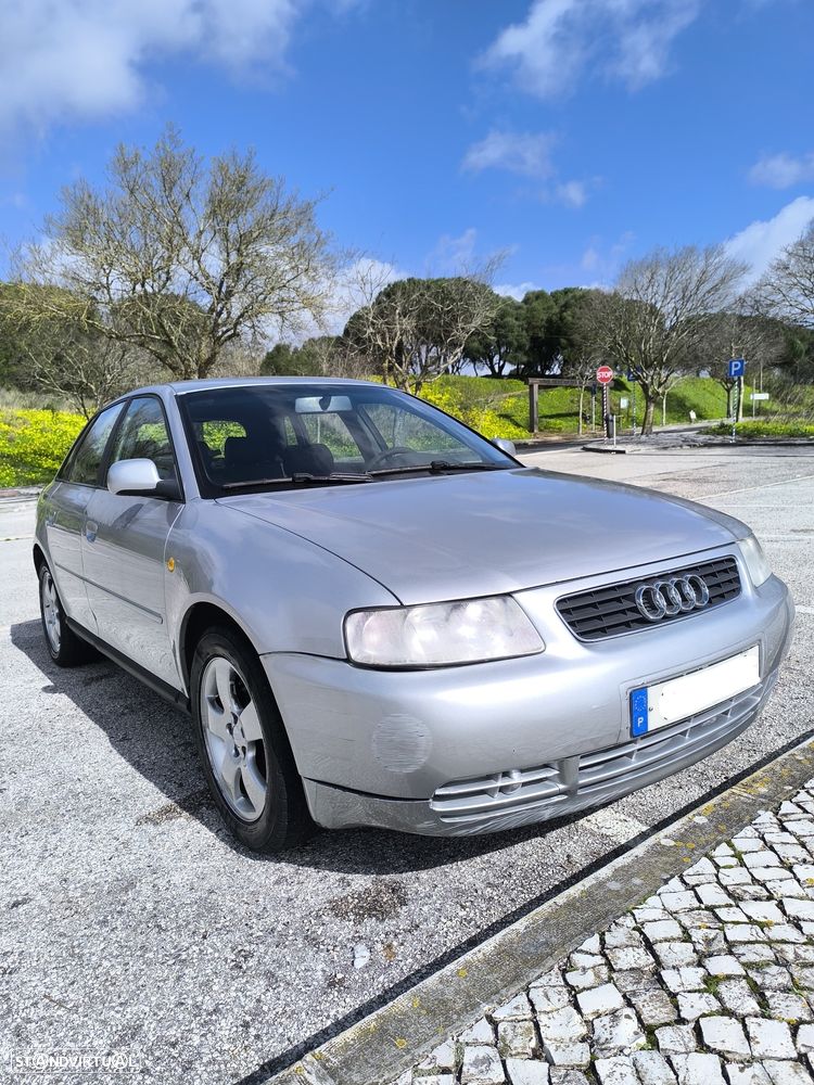 Audi A3 1.6 Ambiente - 2