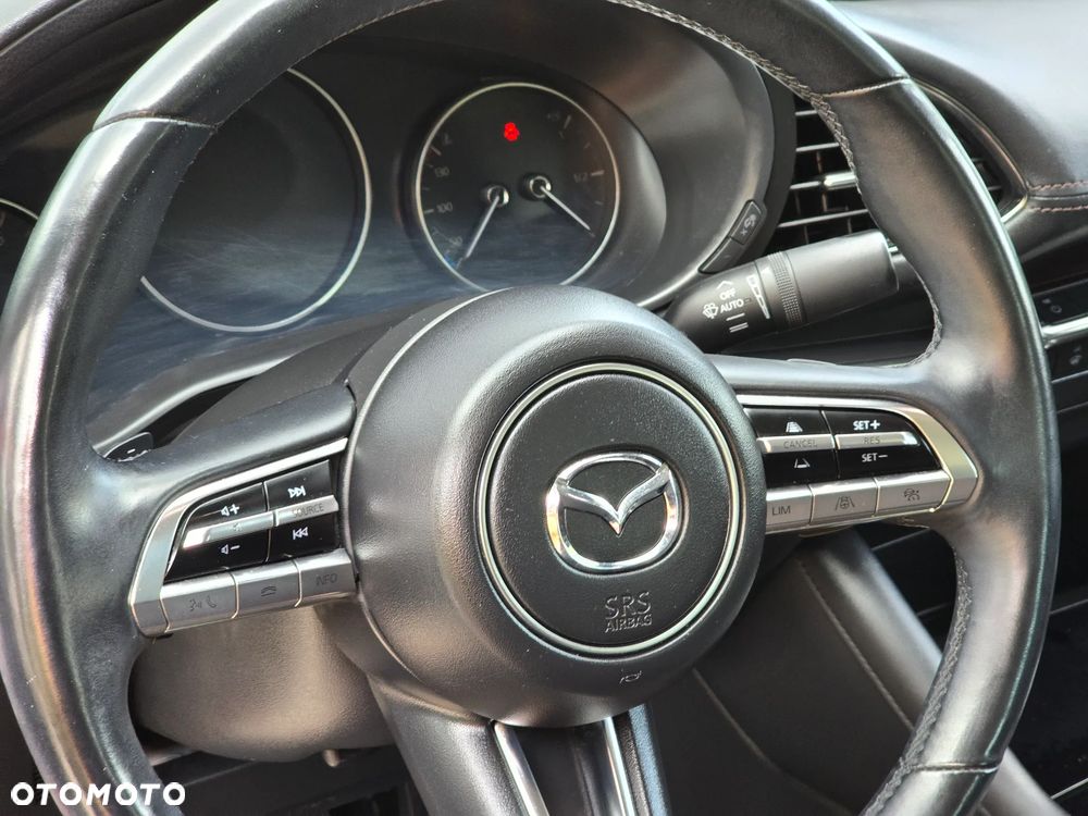 Mazda 3 2.0 mHEV Hikari - 18