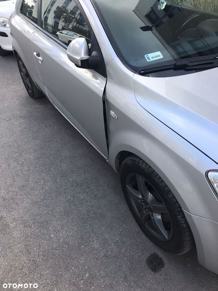 Kia ProCeed 1.6 CVVT LX - 34