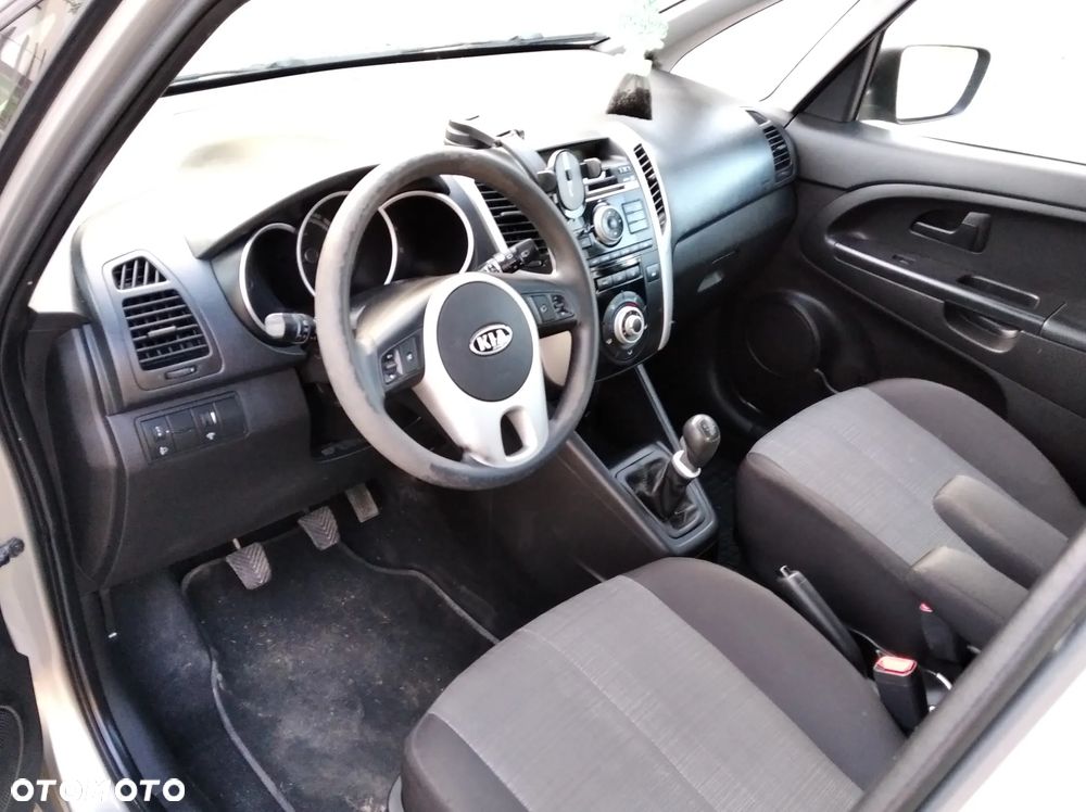 Kia Venga 1.4 S - 15