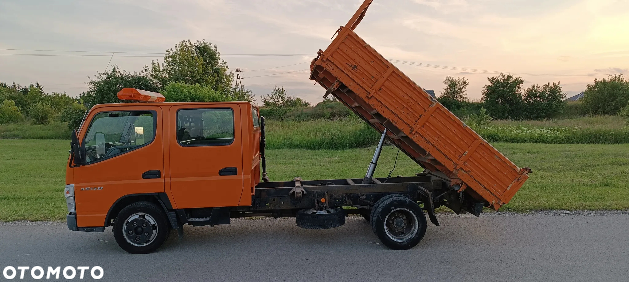 Mitsubishi Canter - 13