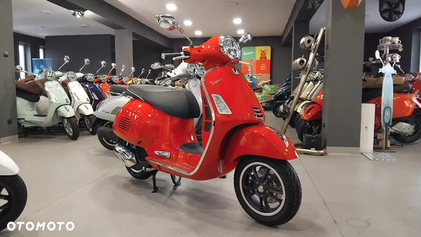 Vespa GTS