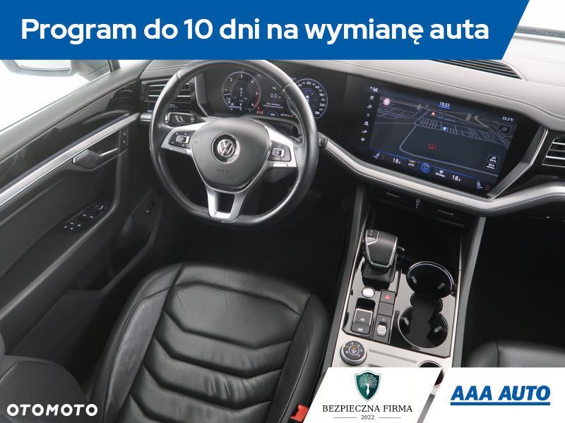 Volkswagen Touareg - 9