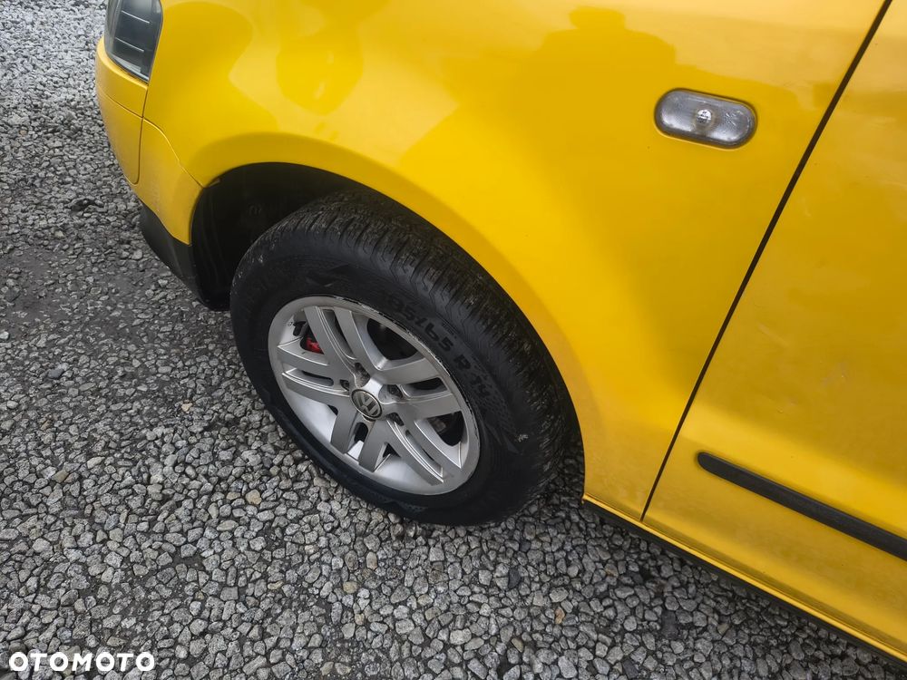 Volkswagen Fox 1.4 TDI Style - 10