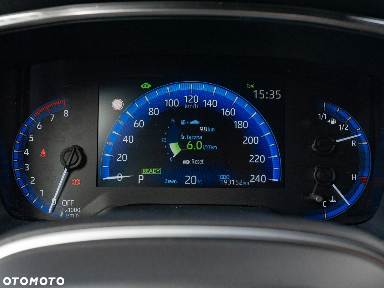 Toyota Corolla - 16