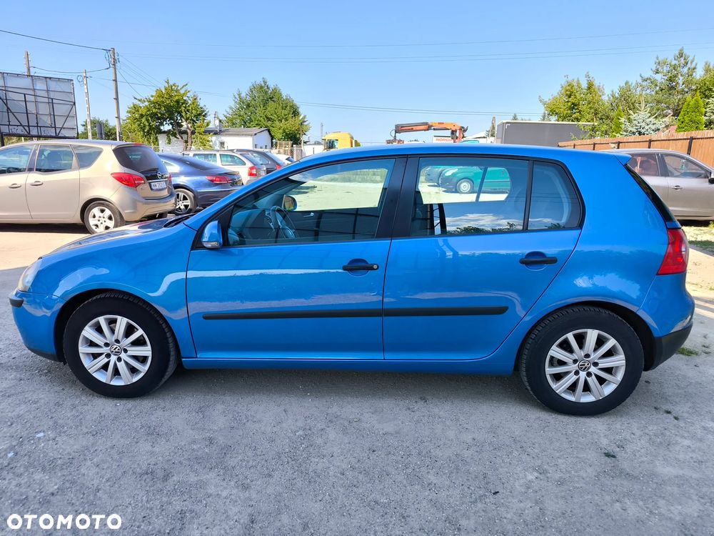 Volkswagen Golf - 8