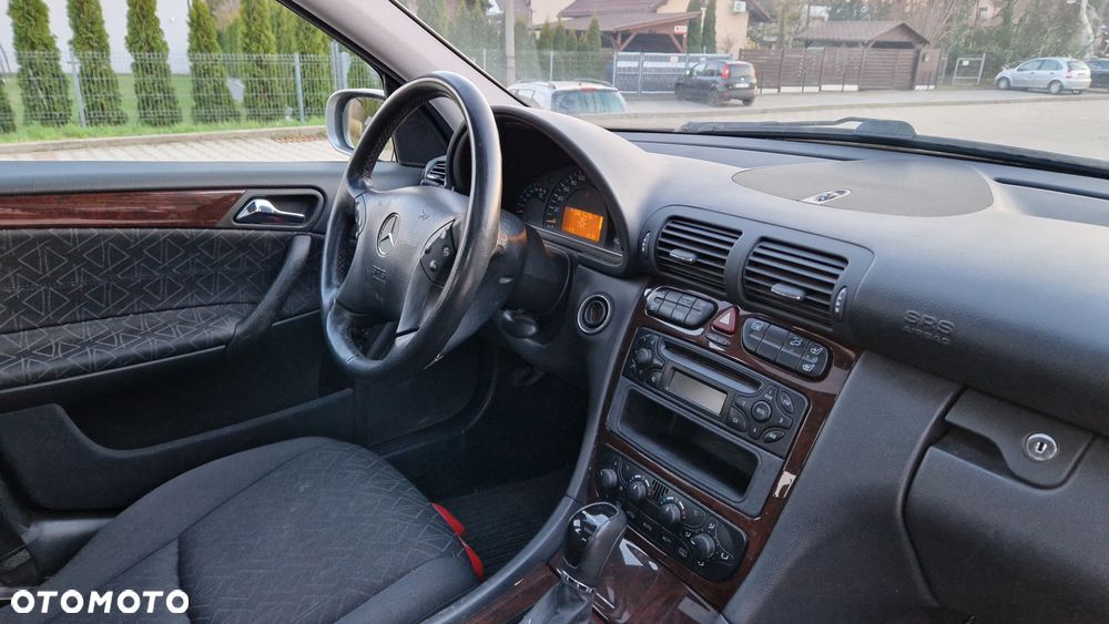 Mercedes-Benz Klasa C 200 Kompressor Automatik Elegance - 19