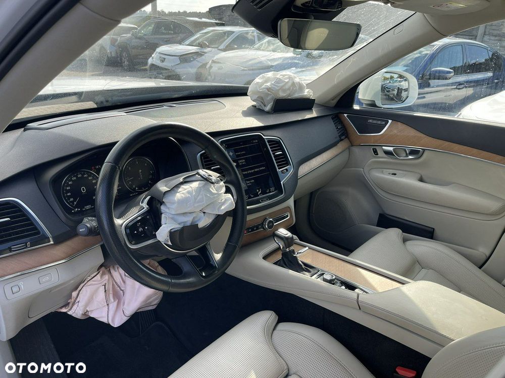 Volvo XC 90 D5 SCR AWD Inscription - 8