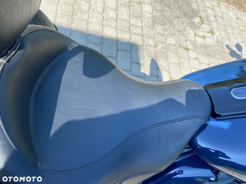 Harley-Davidson Touring Road Glide - 9