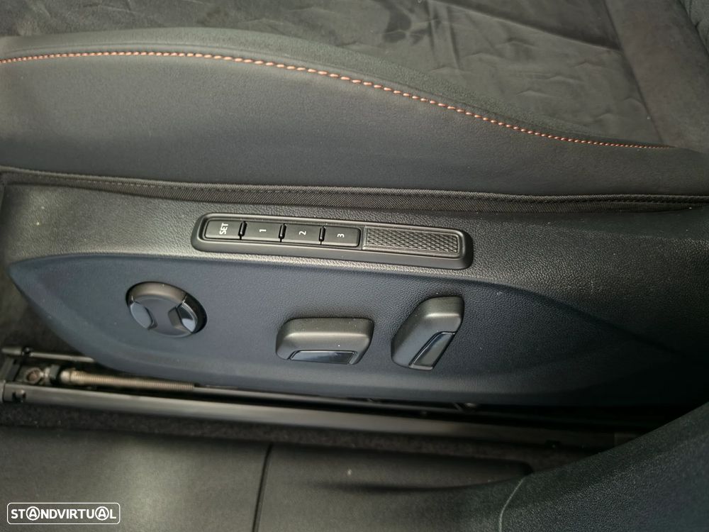 Cupra Terramar 1.5 e-Hybrid DSG - 17