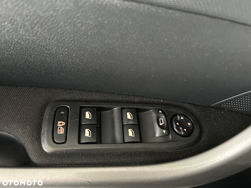 Peugeot 308 140 THP Automatik Sport - 34