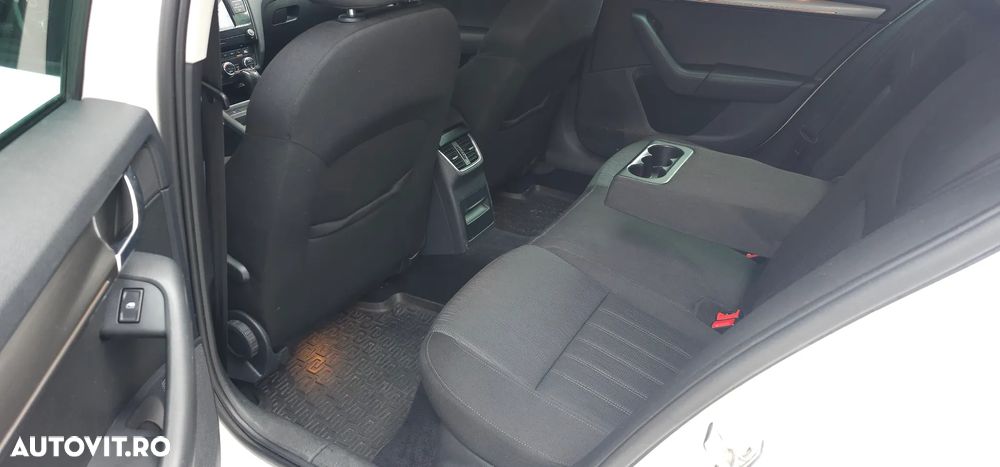 Skoda Octavia - 12