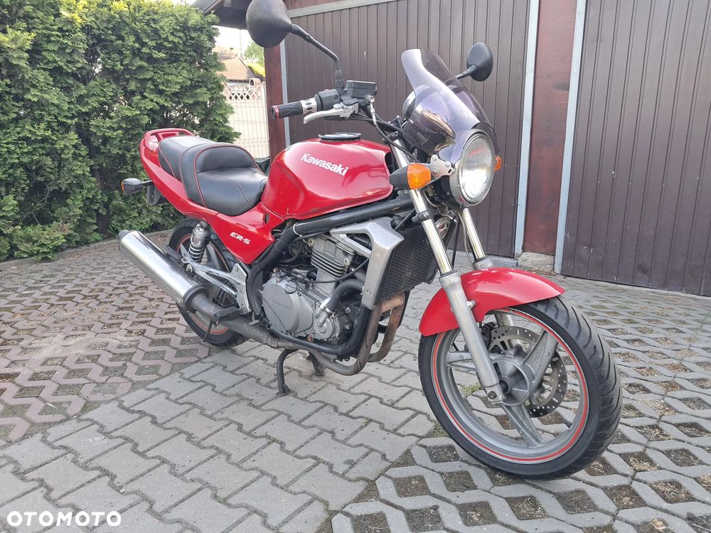 Kawasaki ER - 2