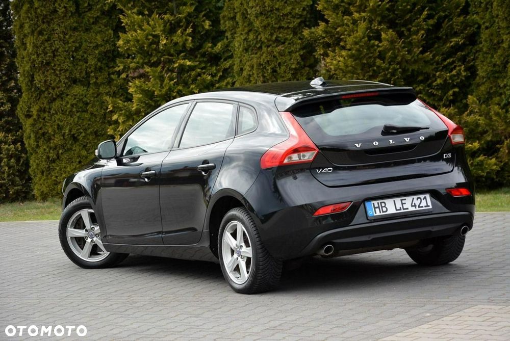 Volvo V40 D3 Geartronic Momentum - 6
