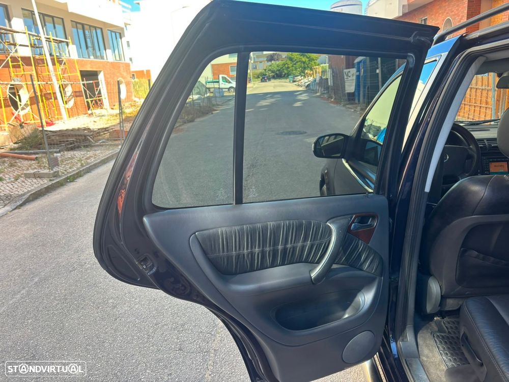 Mercedes-Benz ML 270 - 31