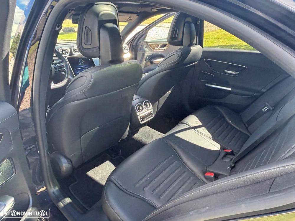 Mercedes-Benz C 300 e AMG Line - 14