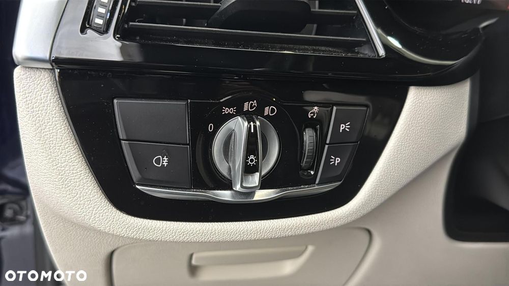 BMW Seria 5 540d xDrive mHEV M Sport sport - 30