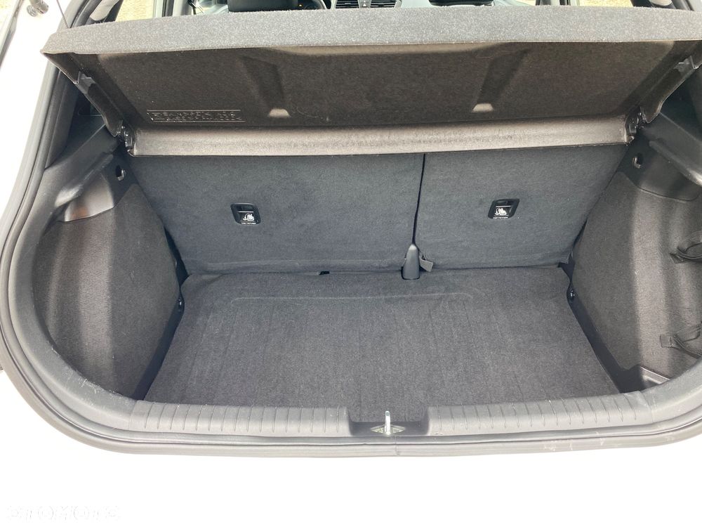 Hyundai i20 1.2 Classic Plus - 21