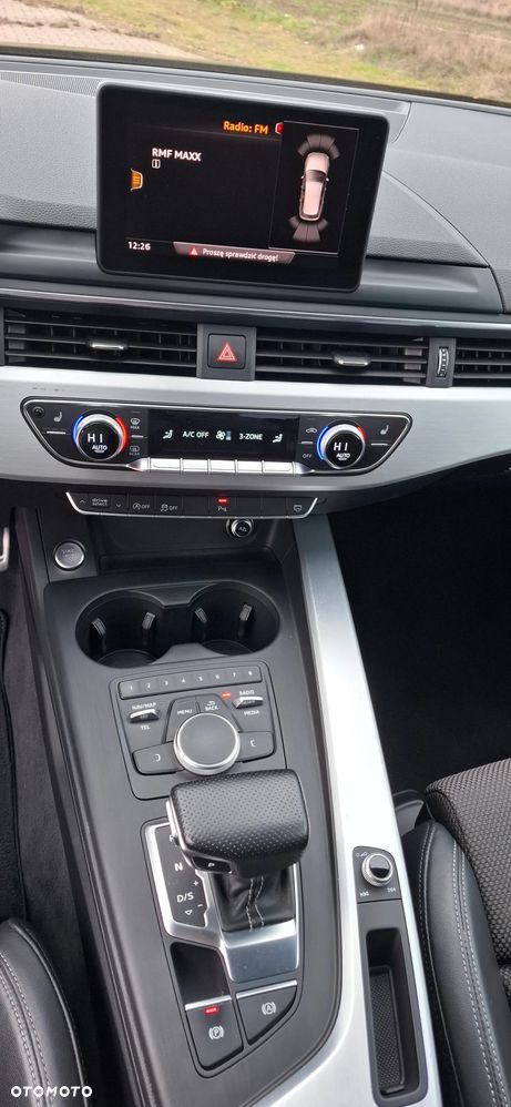 Audi A4 Avant 2.0 TDI S tronic quattro sport - 22