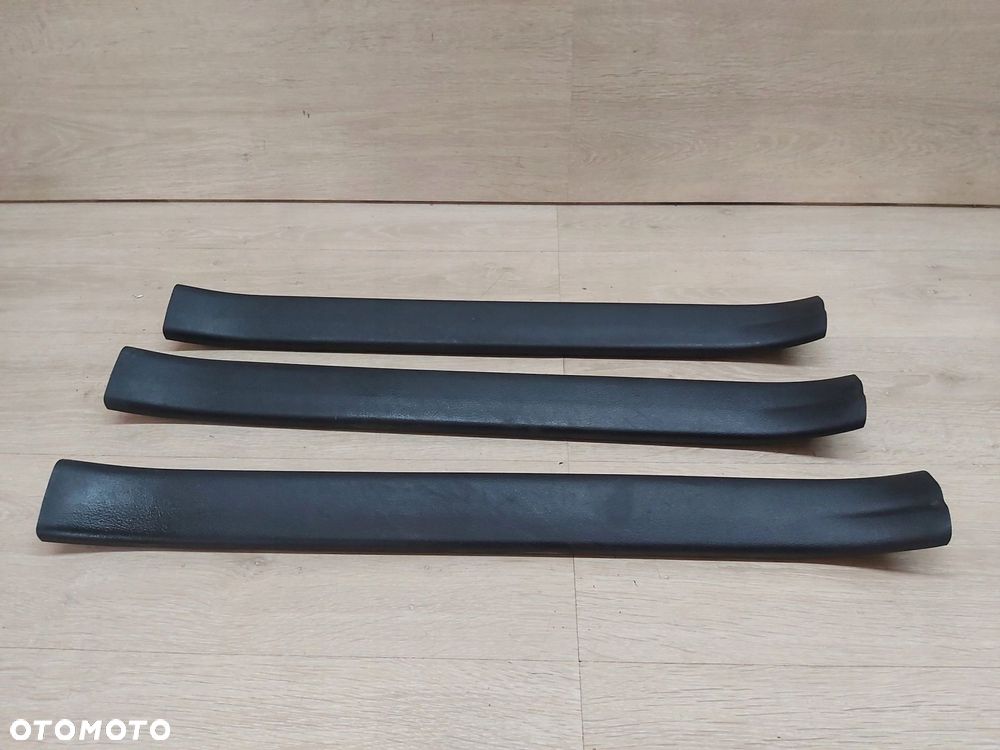 Toyota Auris II listwa progowa nakładka lewy przód 67914-02270 - 1