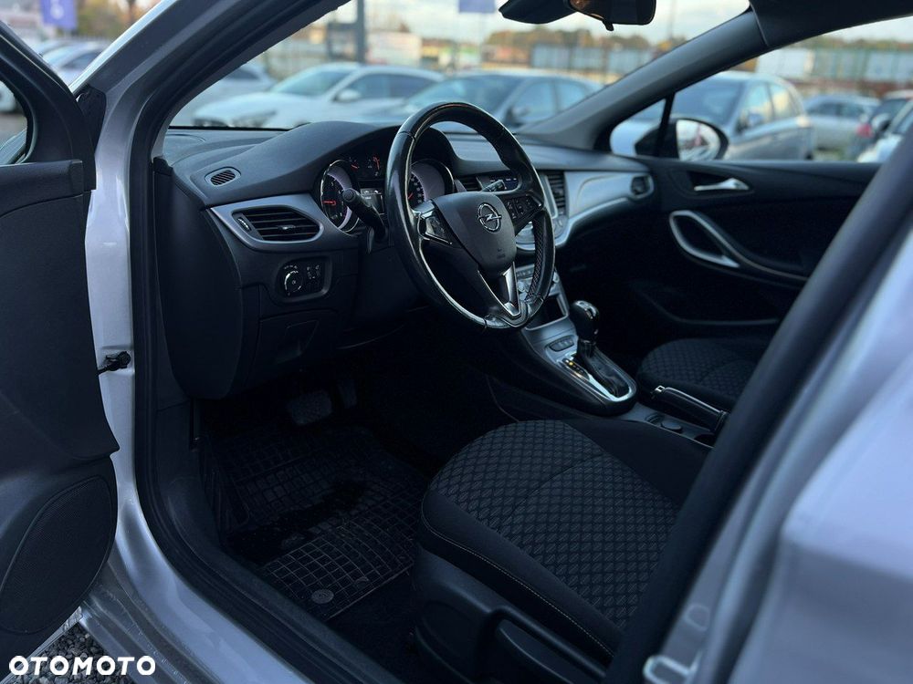 Opel Astra 1.4 T Edition S&S - 17