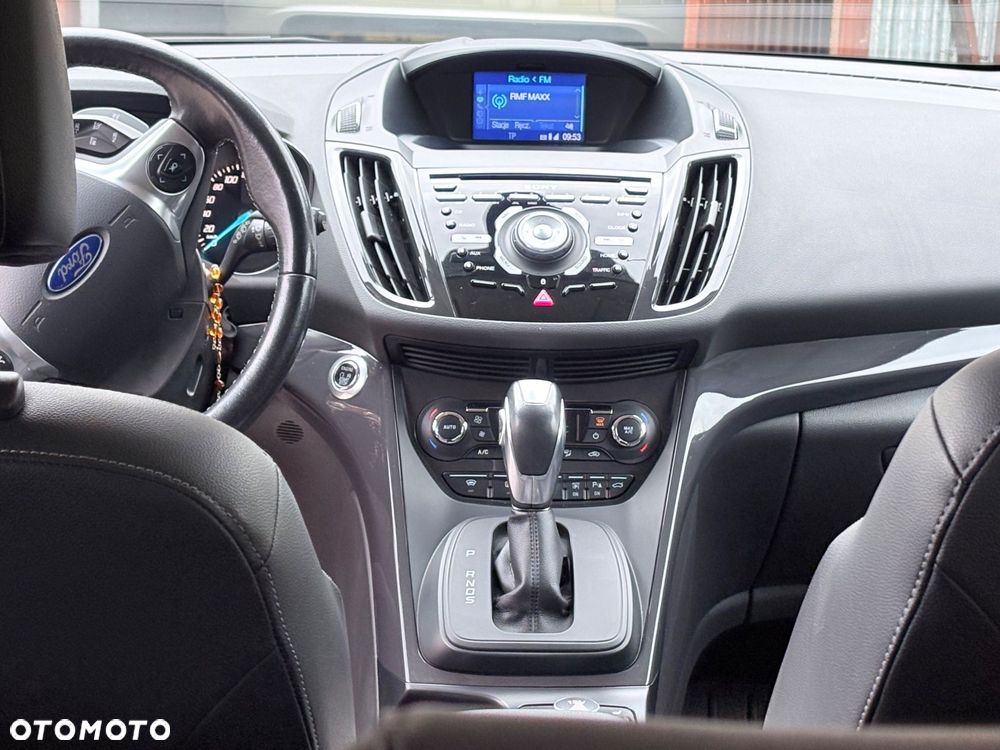 Ford Kuga - 11